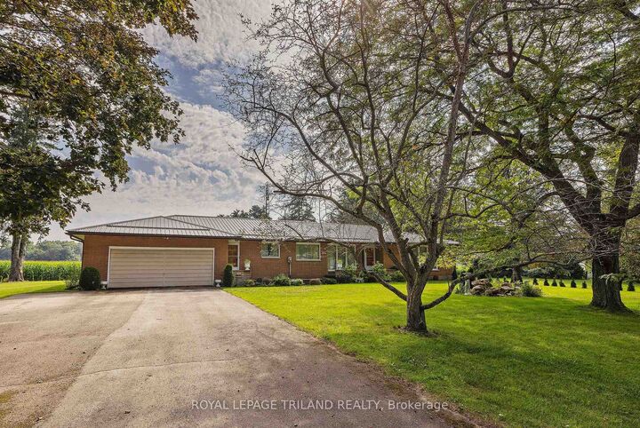 Property Photo:  55267 Light Line  ON N0J 1Z0 