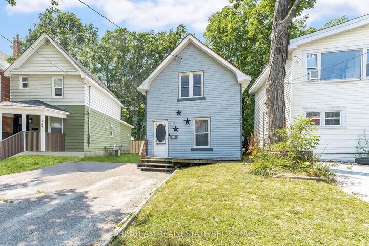 Property Photo: 390 Mildred Street ON L4R 3R6