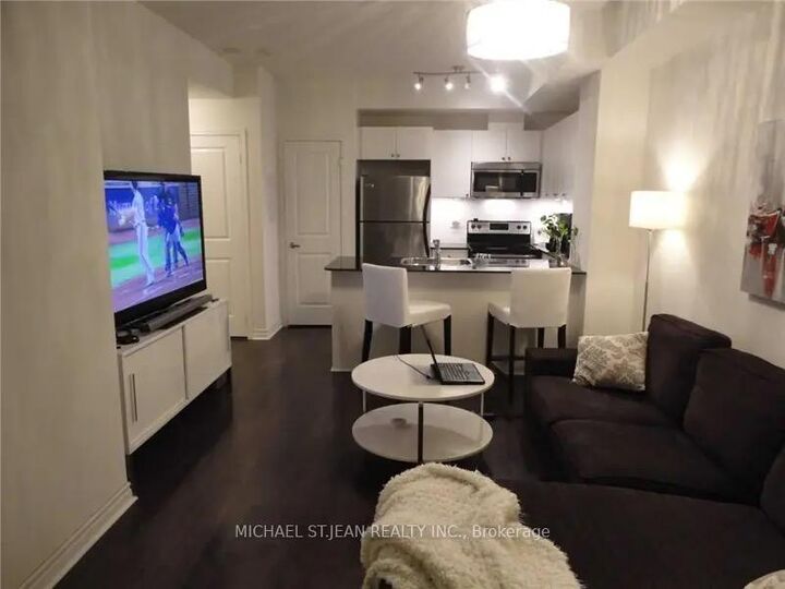 Property Photo:  385 Prince Of Wales Drive 2101  ON L5B 0C6 