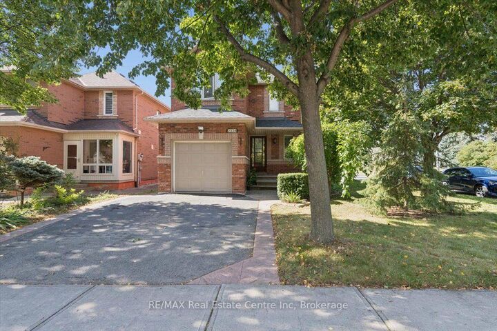 Property Photo:  2524 Logan Avenue  ON L6H 6S2 