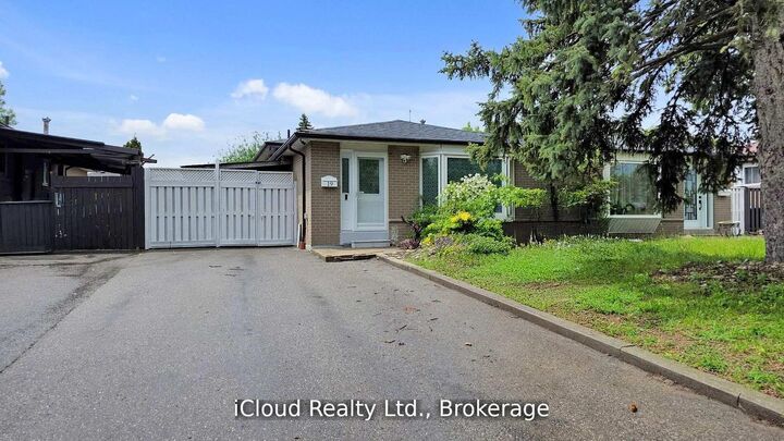 Property Photo:  19 Flamingo Crescent  ON L6T 2G4 