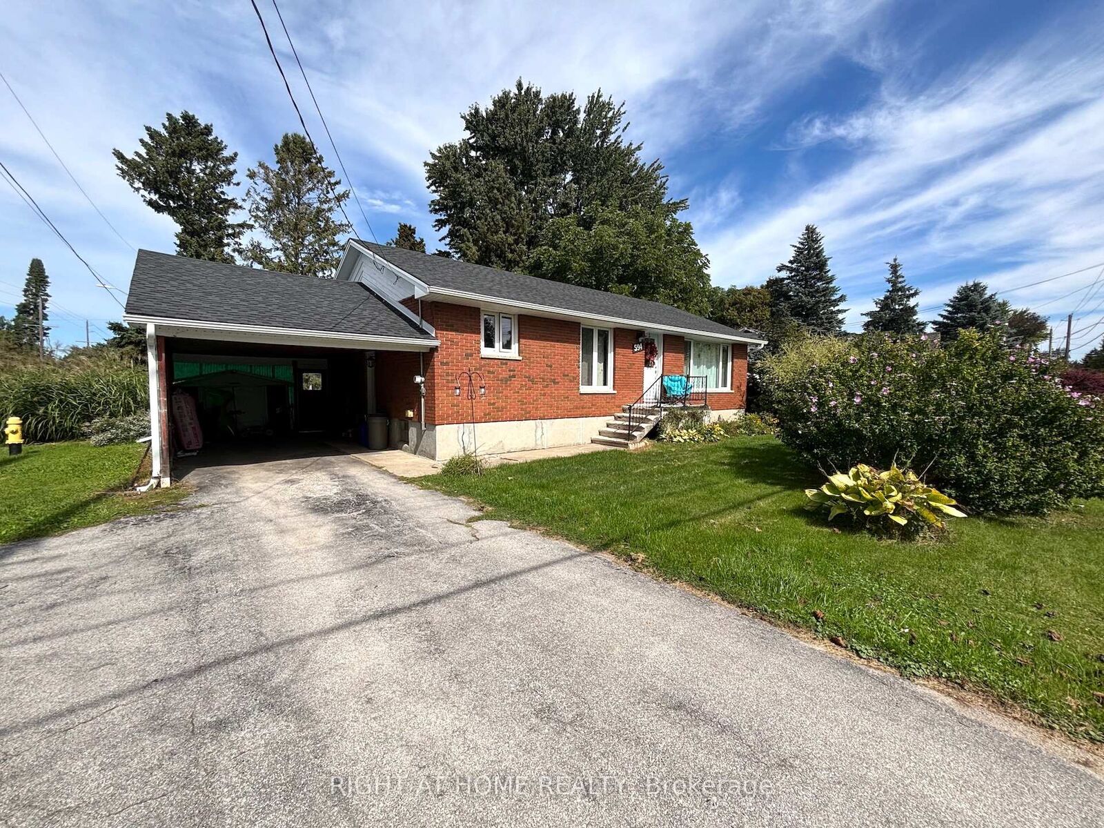 Property Photo:  594 Miller Street  ON N4L 1L1 