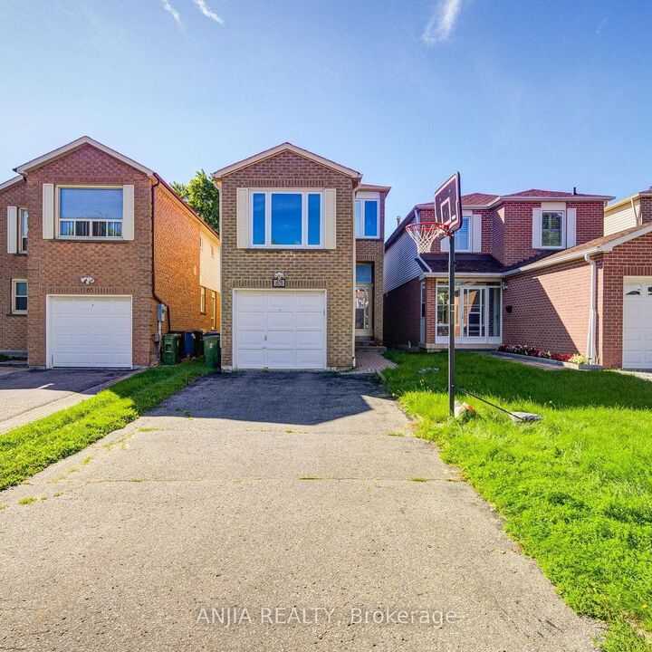 Property Photo:  63 Enchanted Hills Crescent  ON M1V 3N9 