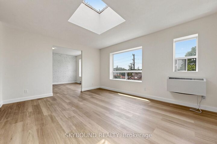 Property Photo:  131 Wineva Avenue G  ON M4E 2T3 