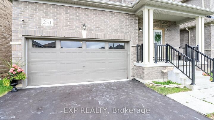 Property Photo:  251 Ridley Crescent  ON N0C 1B0 