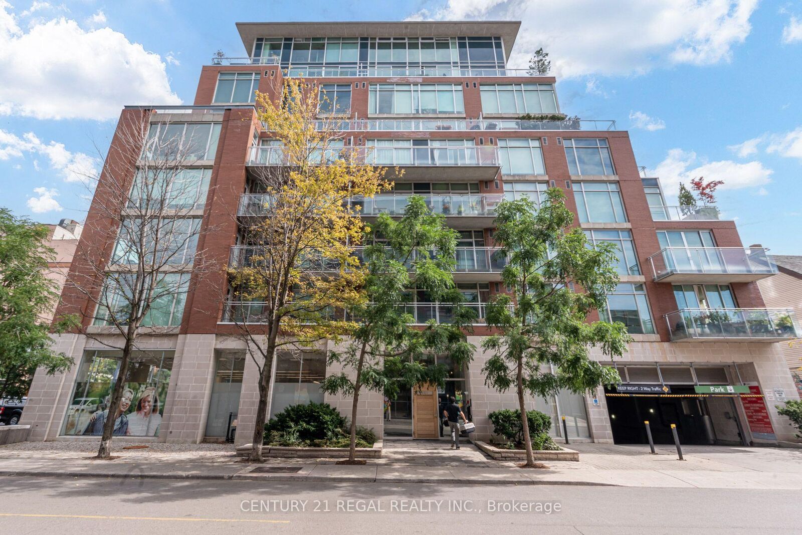 Property Photo: 301 Markham Street 306 ON M6J 3X2