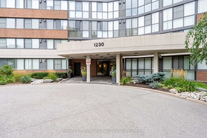 Property Photo: 1230 Marlborough Court 804 ON L6H 3K6