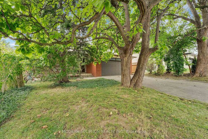 Property Photo:  114 Elmcrest Road  ON M9C 3R9 