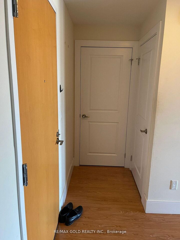 Property Photo:  155 St Leger Street 203  ON N2H 0B9 
