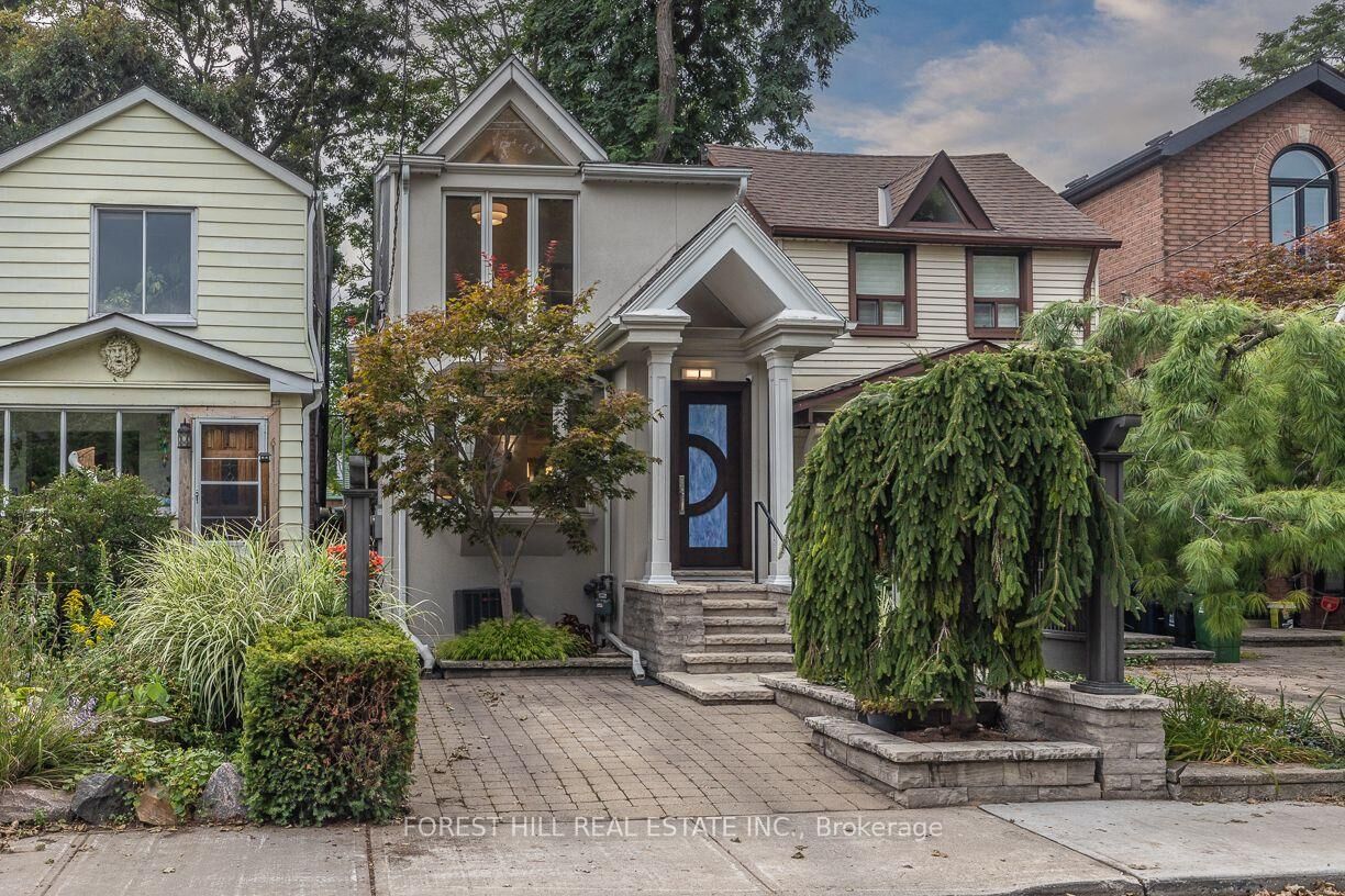 Property Photo:  8 Wiley Avenue  ON M4J 3W4 