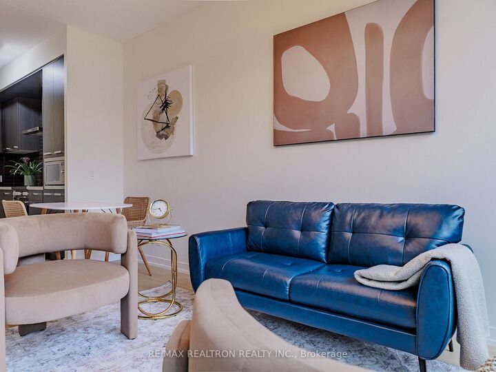 Photo de la propriété:  455 Front St Front Street E S302  ON M5A 0G2 