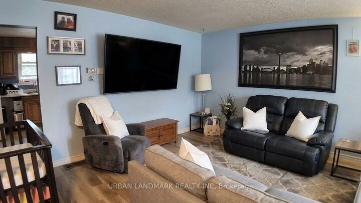 Property Photo:  329 Durham Court  ON L1J 1W8 