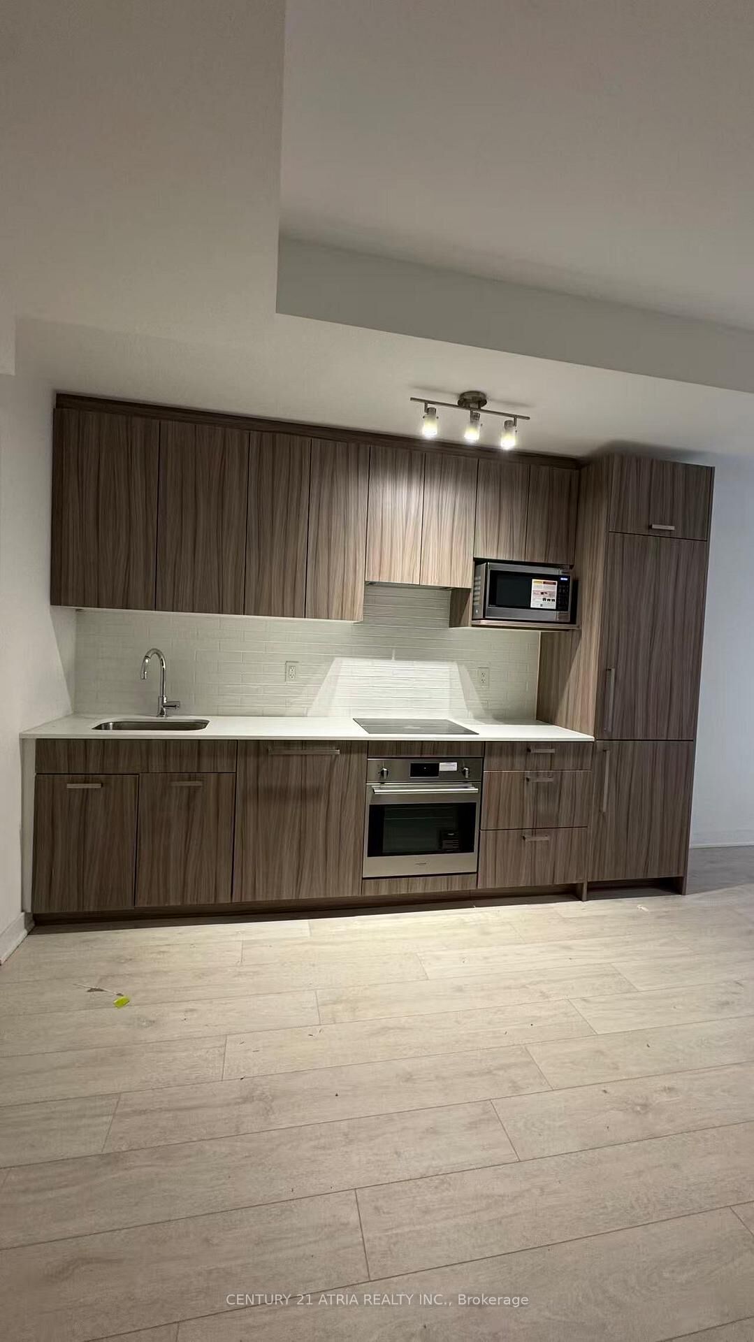 Property Photo:  71 Curlew Drive 70  ON M3A 0B2 