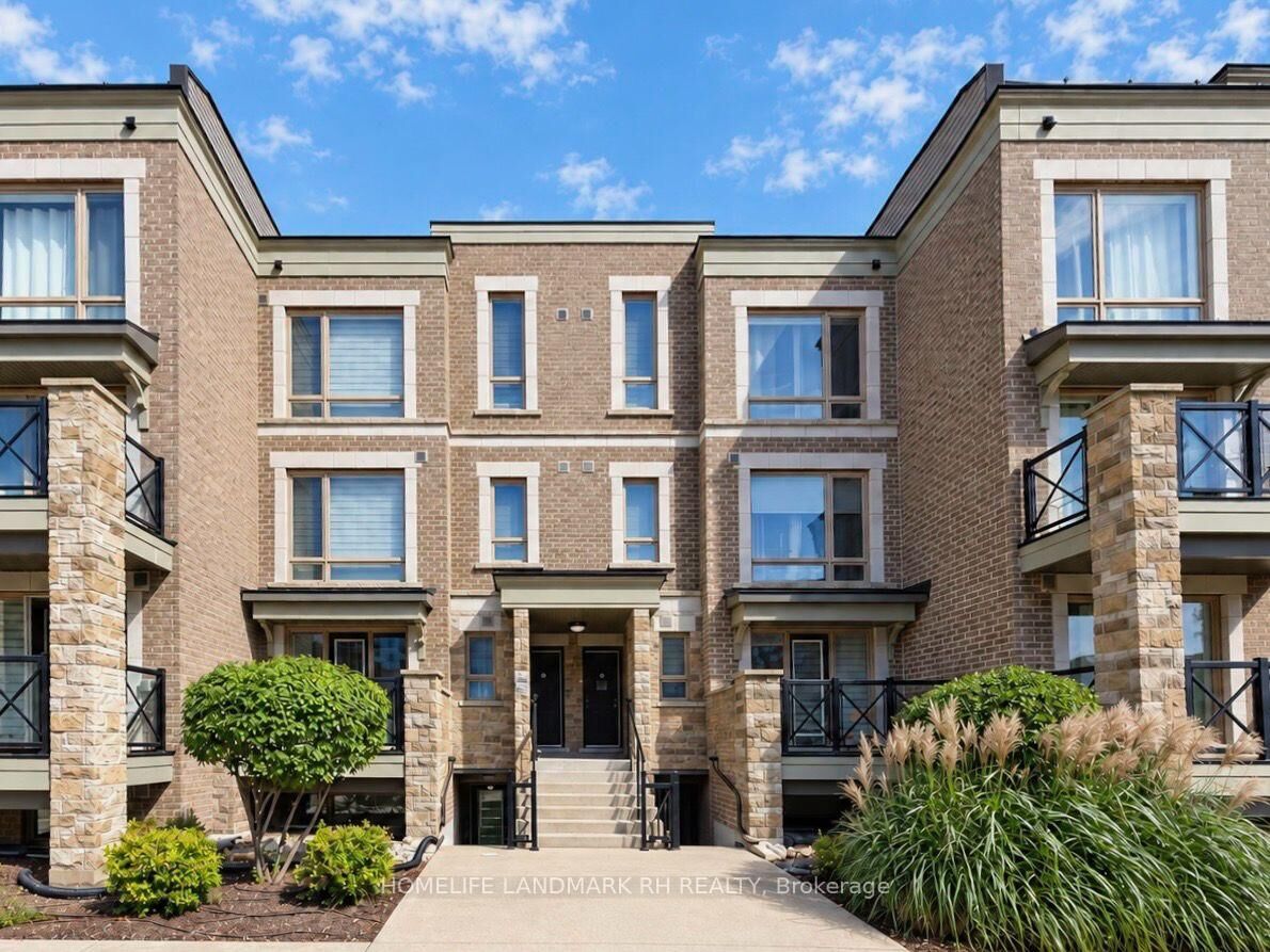 Property Photo: 1 Gable Hurst Way 2610 ON L6B 1N5