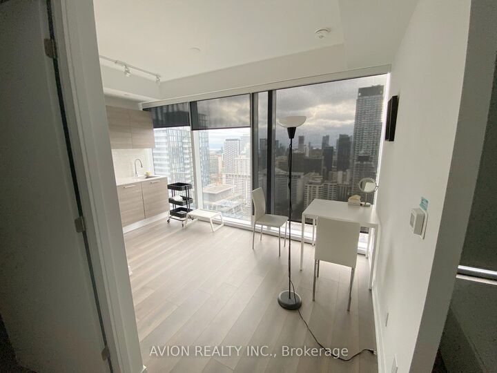 Property Photo:  3 Gloucester Street 3508  ON M4Y 0C6 