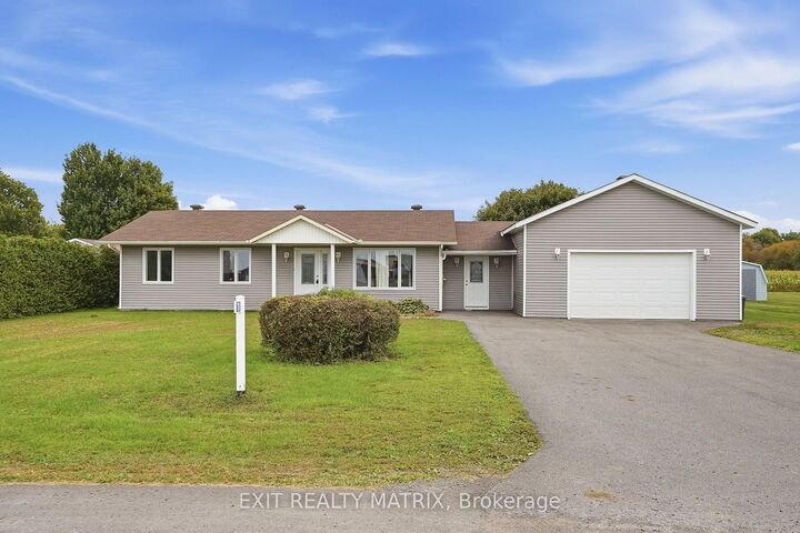 Property Photo: 776 Route 11 Road ON K0B 1C0