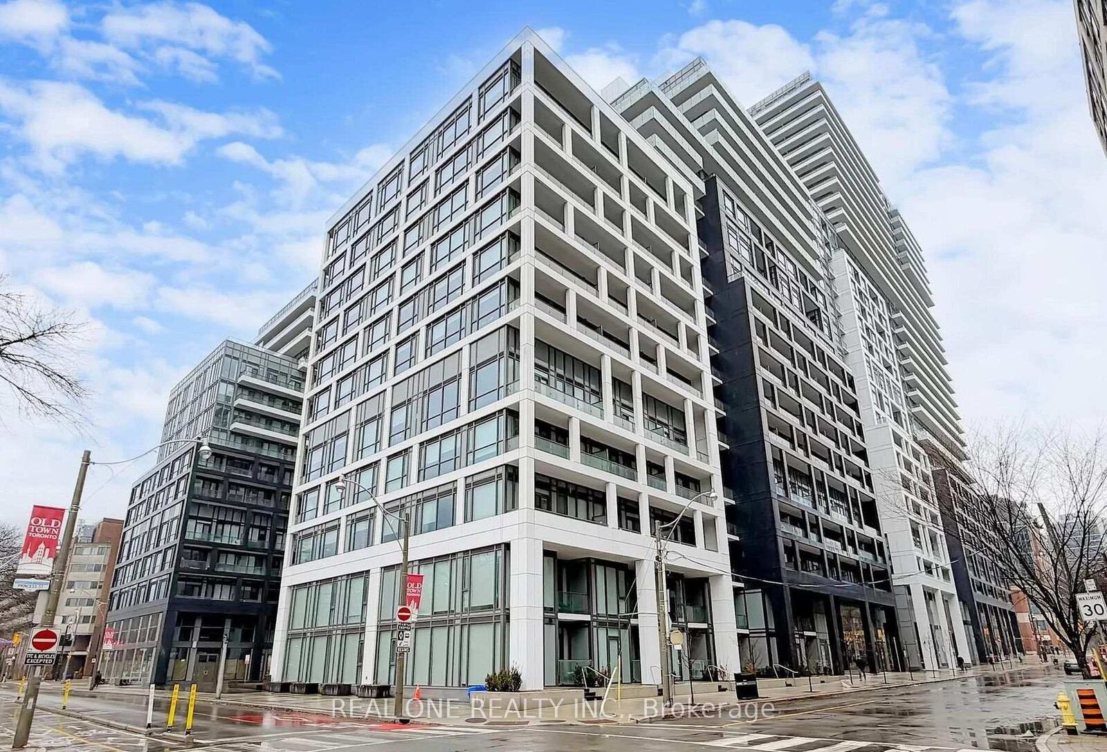 Property Photo: 60 Princess Street 1105 ON M5A 2C7