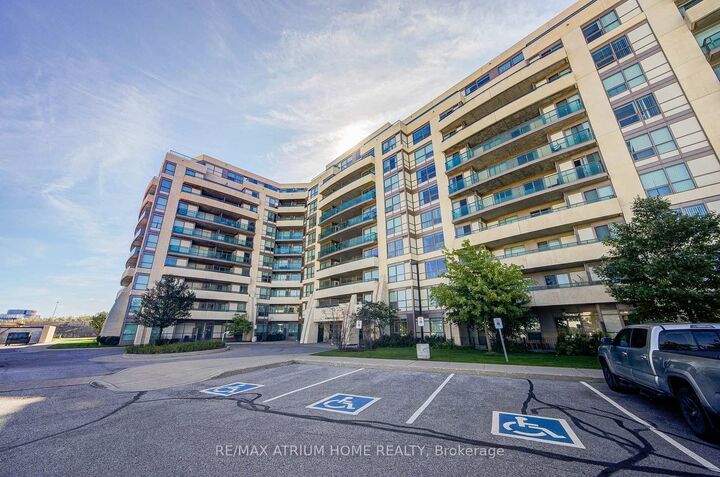 Property Photo:  75 Norman Bethune Avenue 904  ON L4B 0B6 