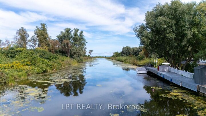Property Photo:  66 Canal Street  ON L4P 1K5 