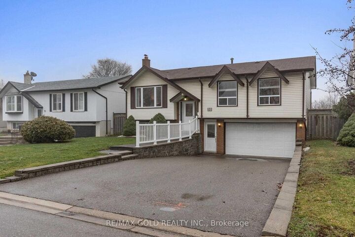 Property Photo:  32 Glenforest Road  ON L6S 1K6 