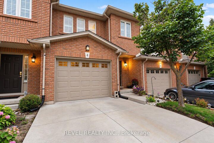 Property Photo:  348 Highland Road W 4  ON L8J 3W5 