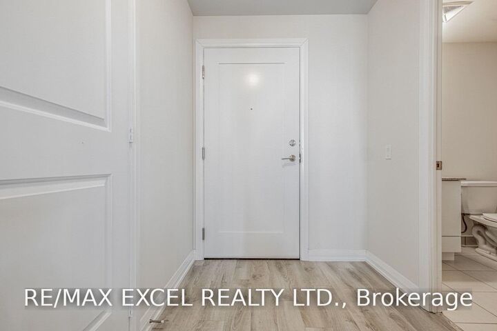 Property Photo:  65 Watergarden Drive 609  ON L5R 0G9 