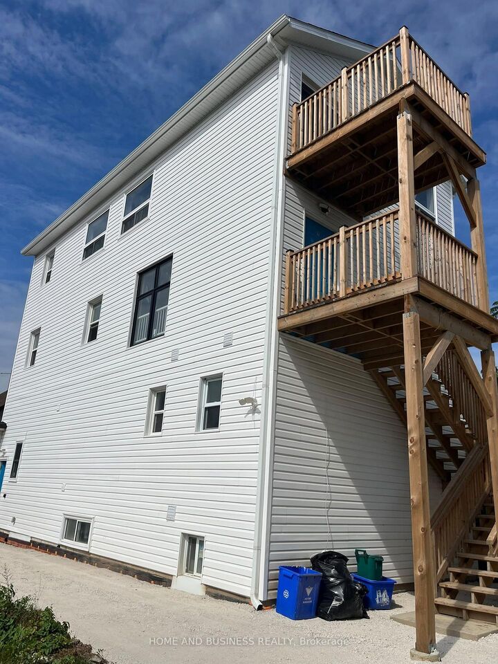 Property Photo: 2 Patricia Street 1 ON L2V 3V7
