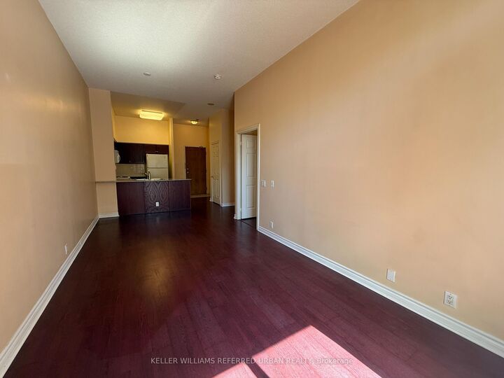 Property Photo:  1720 Eglinton Avenue E 110  ON M4A 2X8 