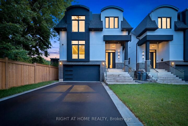 Property Photo: 28 Pine Avenue S ON L5H 2P6