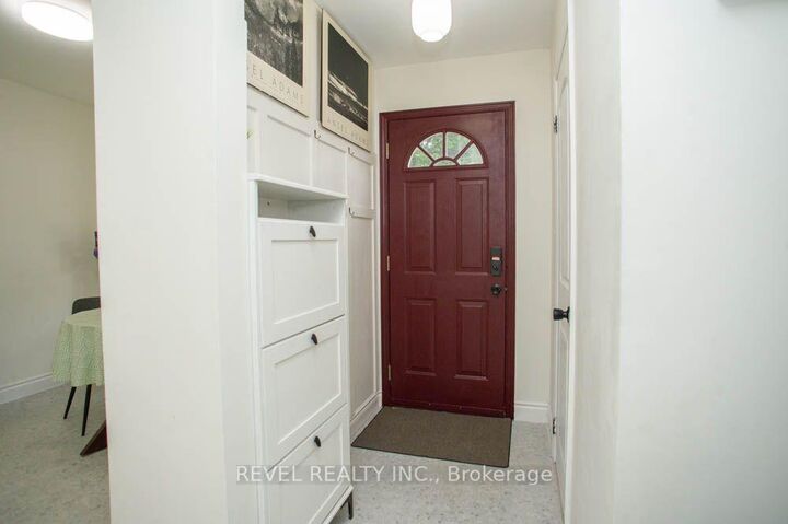 Property Photo:  151 Brantwood Park Road F  ON N3P 1X9 