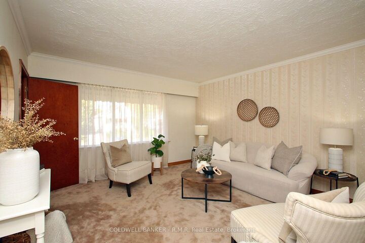 Property Photo: 163 Windsor Street ON L1H 6G4