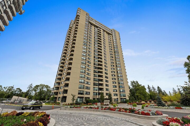 Property Photo:  1500 Riverside Drive 1905  ON K1G 4J4 