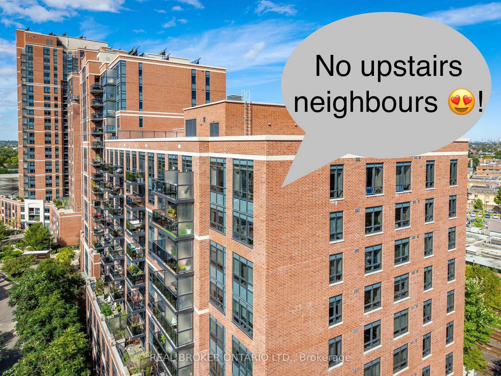 Property Photo:  61 Heintzman Street 1110  ON M6P 5A2 