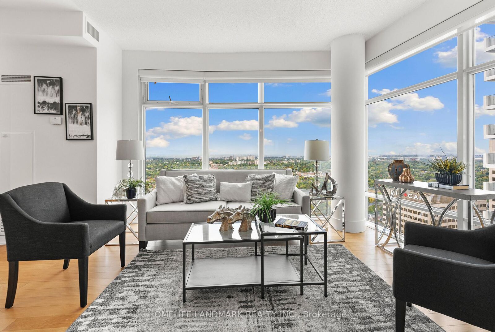 Property Photo:  2191 Yonge Street 4508  ON M4S 3H8 