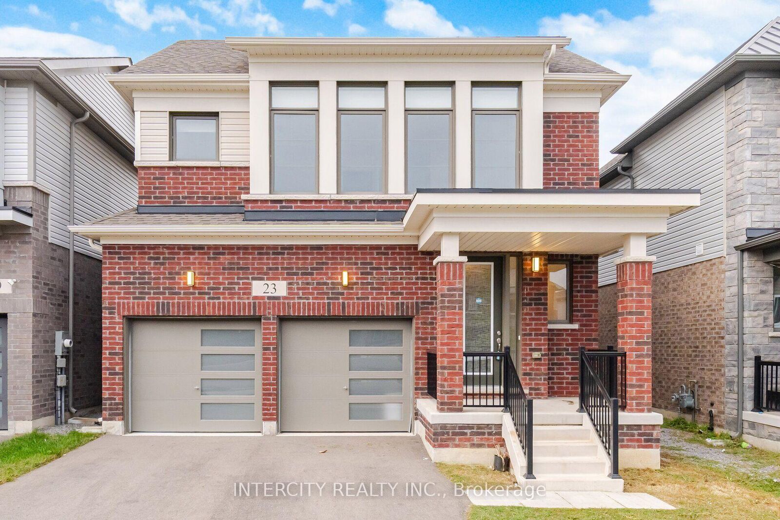 Property Photo:  23 Weylie Street  ON L0R 1W0 