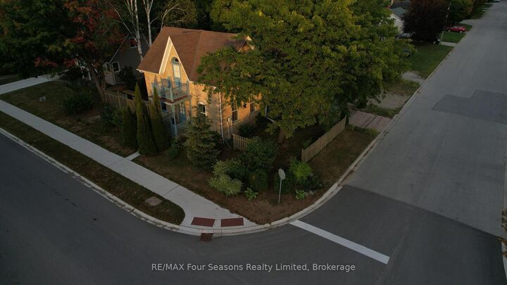 Property Photo:  573 Bricker Street  ON N0H 2C4 
