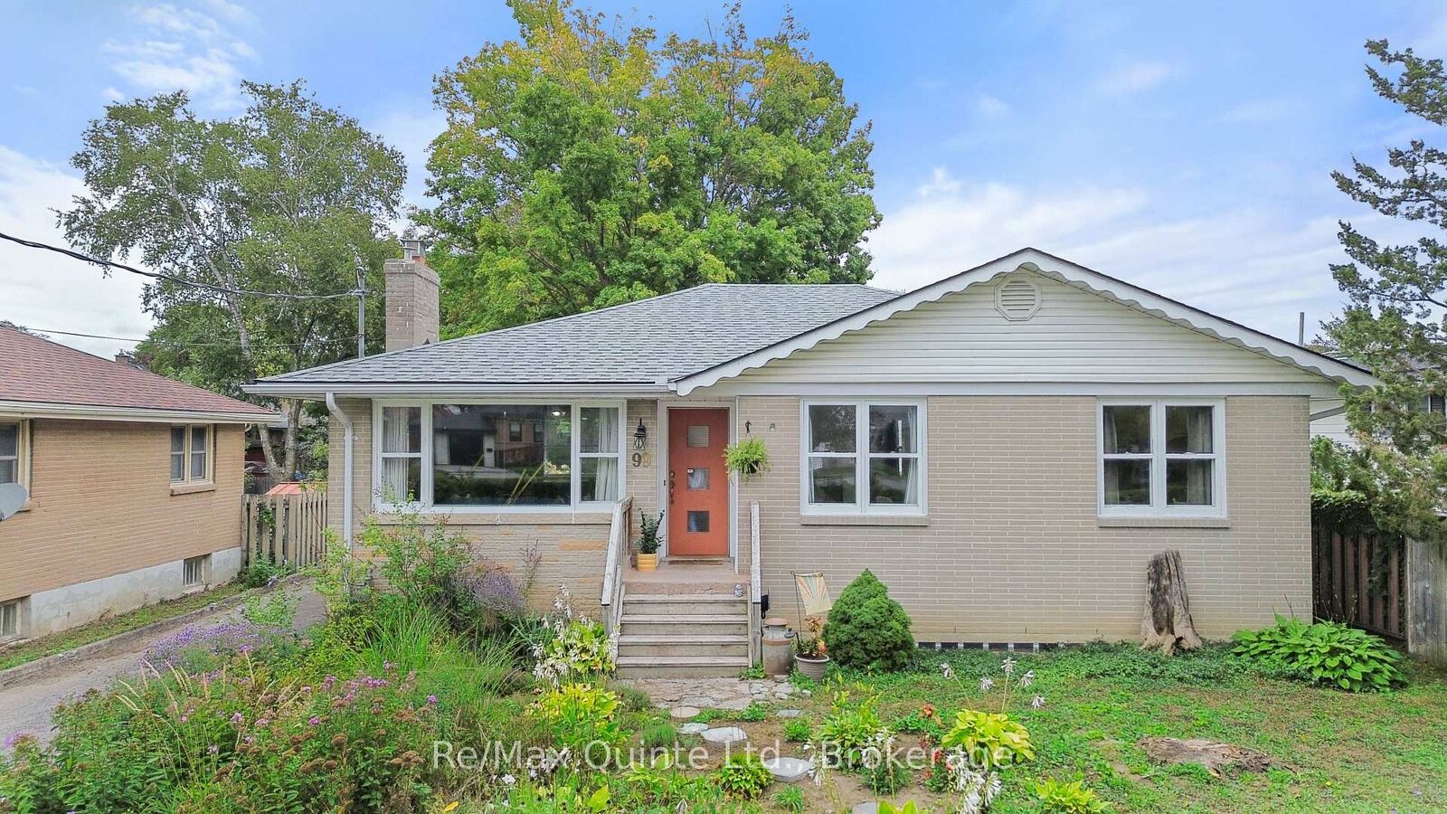 Property Photo:  99 Bertram Boulevard  ON K8N 4C5 