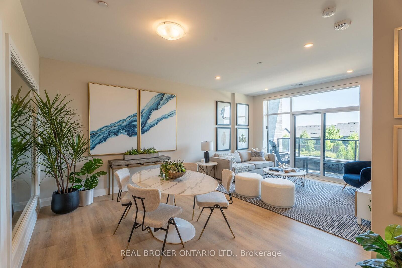 Property Photo:  1882 Gordon Street 410  ON N1L 0P6 