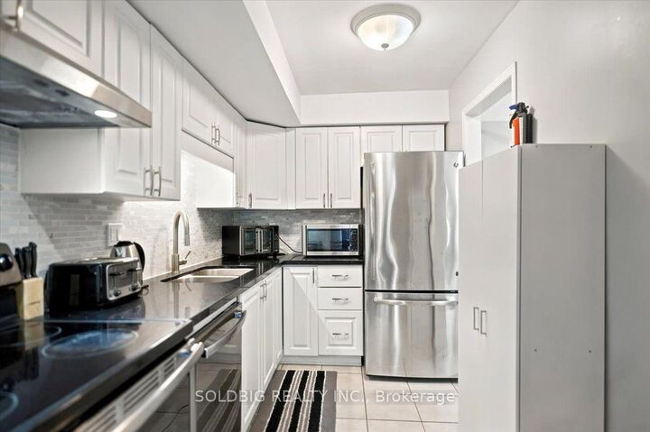 Property Photo:  78 Stewart Maclaren Road 78  ON L7G 5L9 