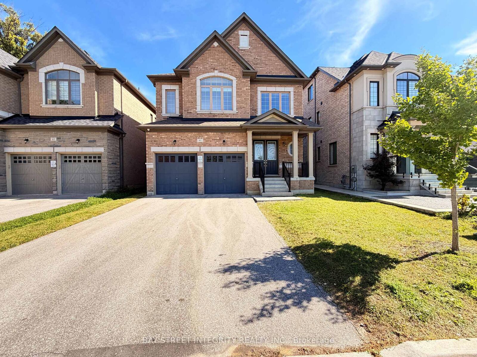 Property Photo:  61 Cannes Avenue  ON L4H 4P8 