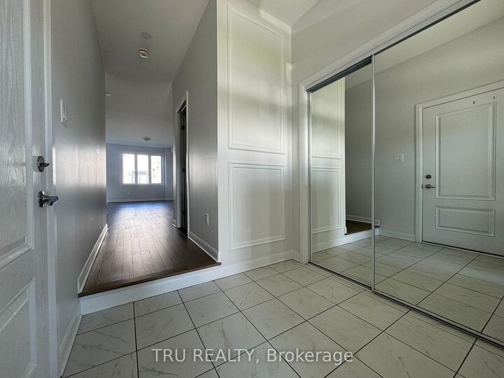 Property Photo:  76 Osler Street  ON K2W 0M1 