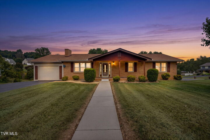 Property Photo: 139 Collingwood Drive TN 37620