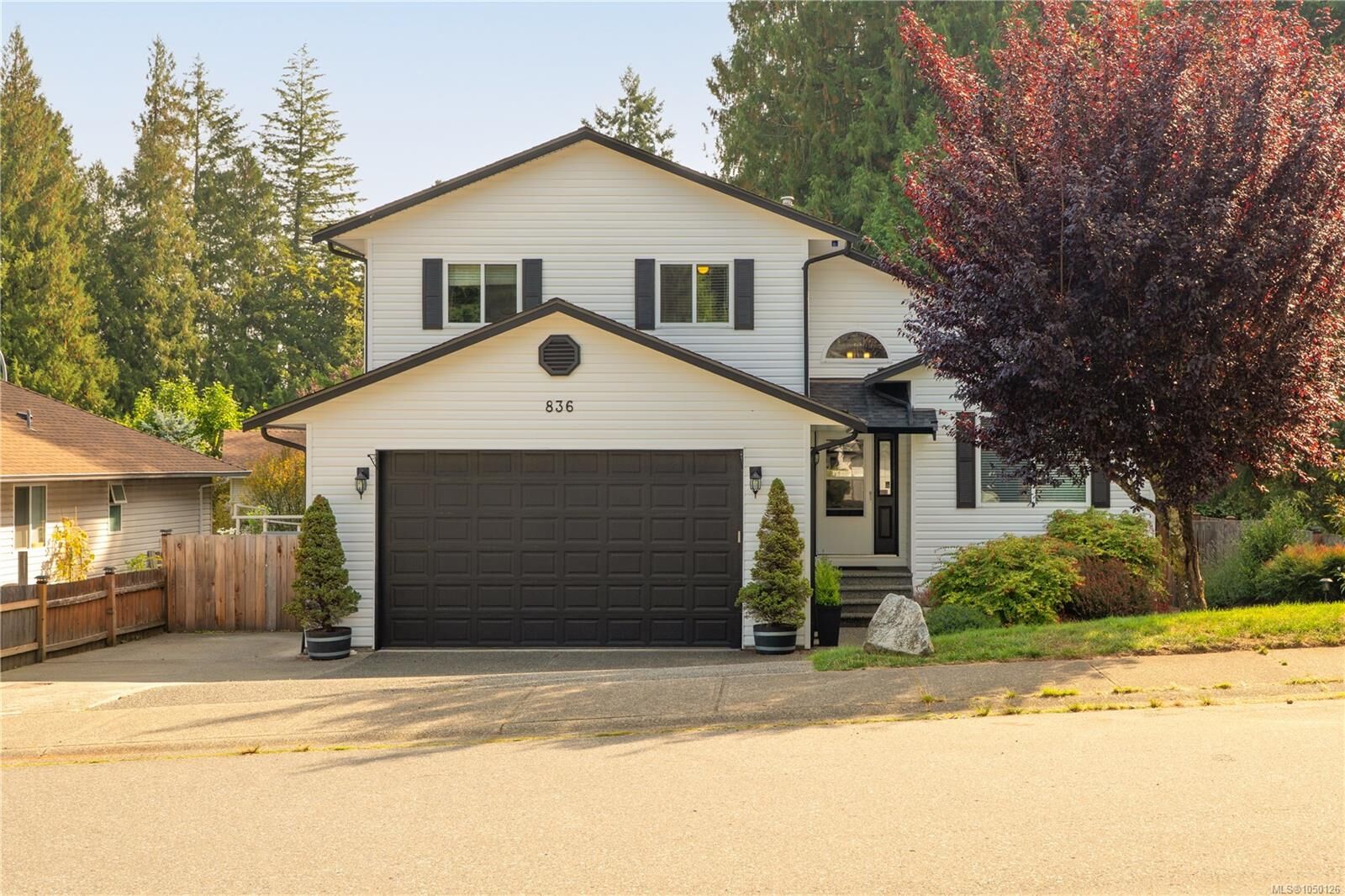 Property Photo:  836 Glengarry Cres  BC V9R 6P3 