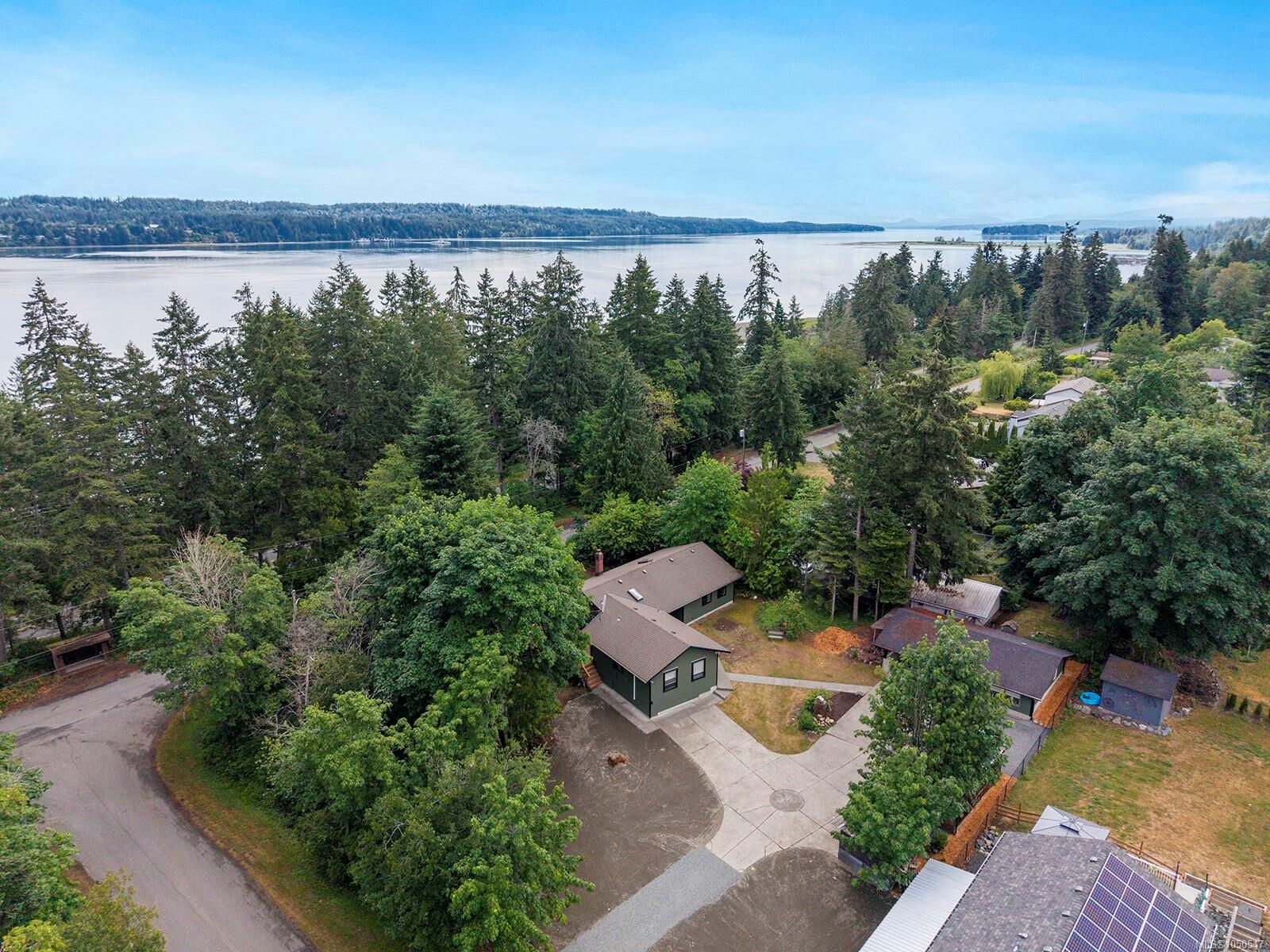 Property Photo:  6585 Walker Frontage Rd  BC V0R 1W0 