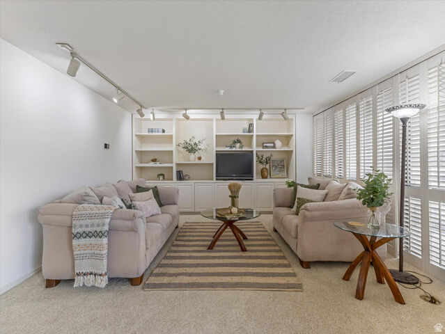 Property Photo:  560 E South Temple 508  UT 84102 