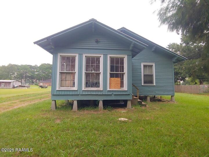 Property Photo: 5711 Derouen Road LA 70560
