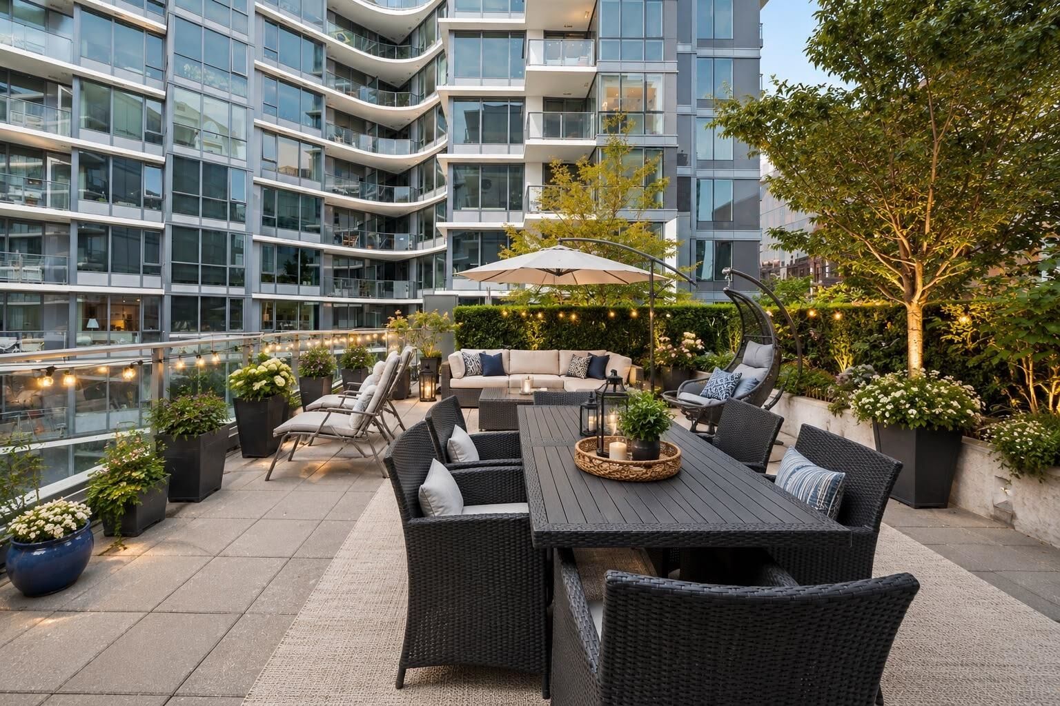 Property Photo:  38 Smithe Street 1251  BC V6B 0P3 