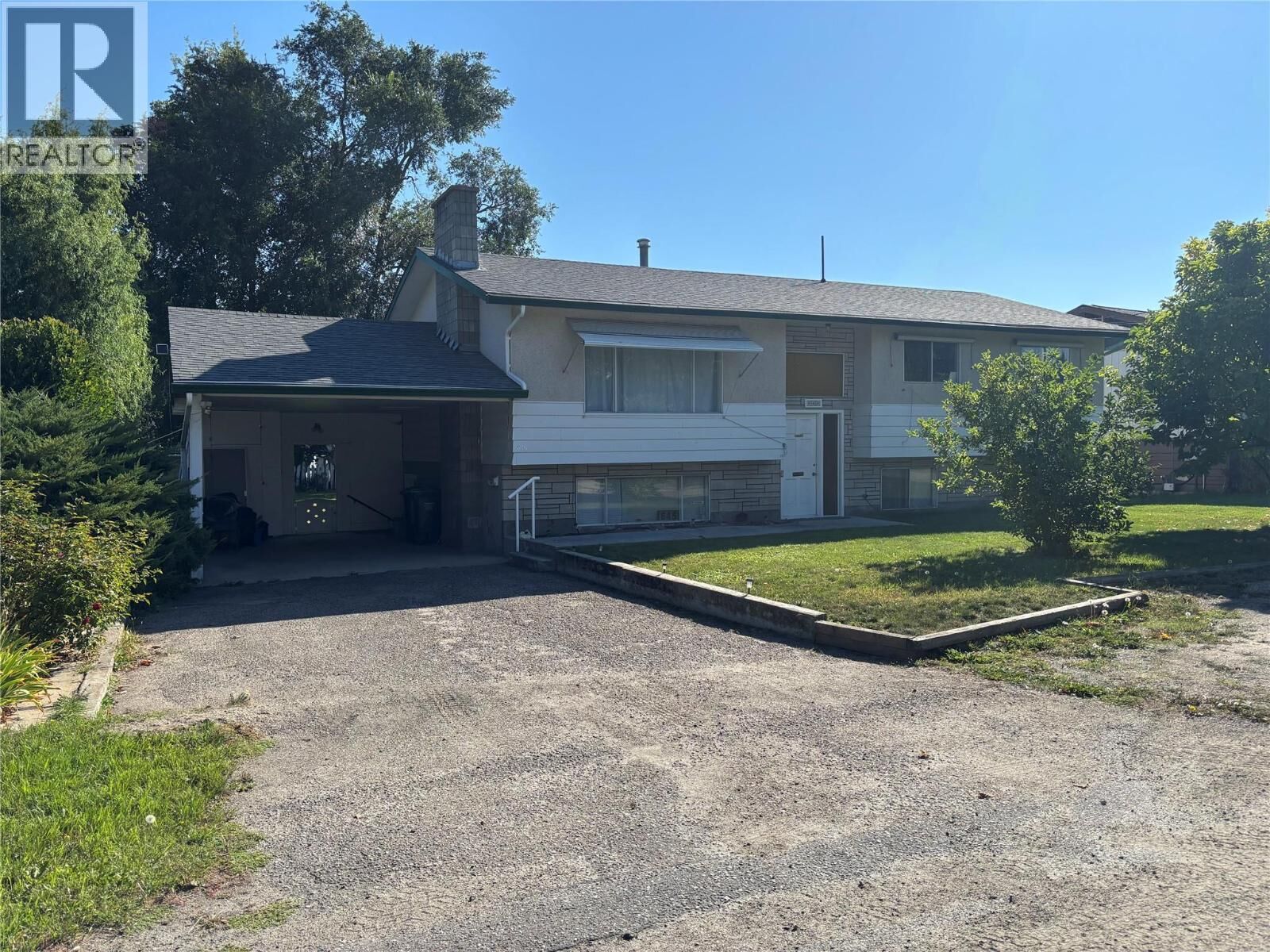Property Photo:  645 Pinetree Road  BC V1X 3G3 