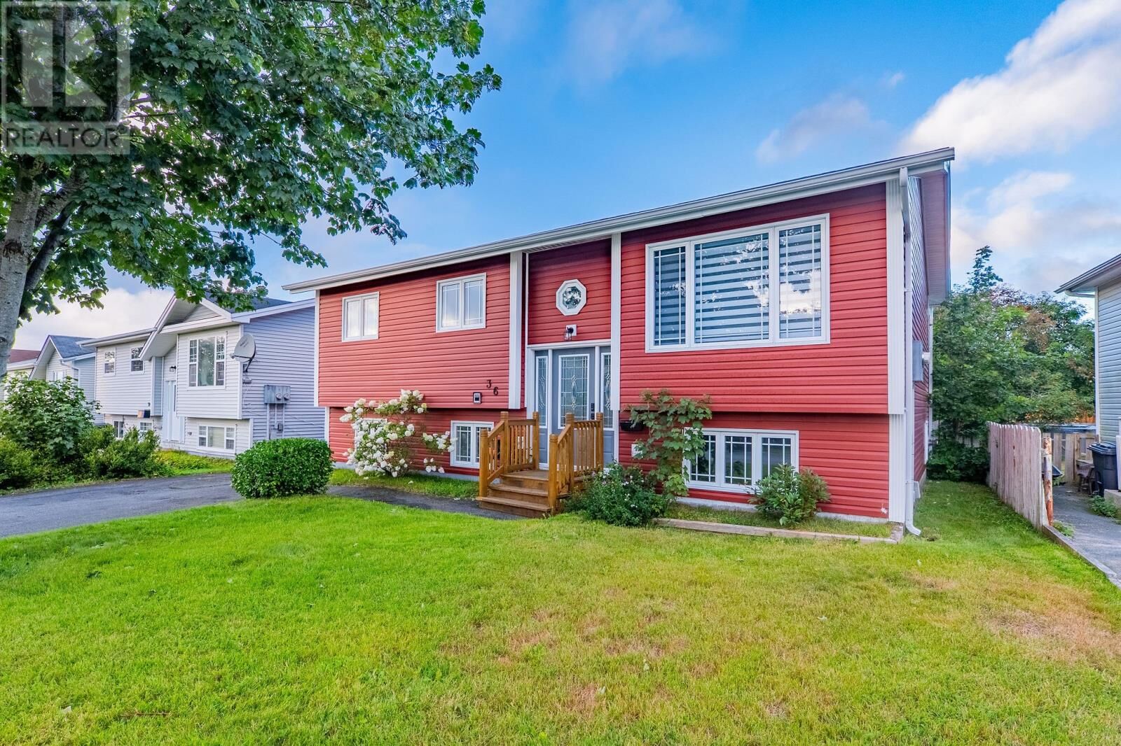 Property Photo:  36 Moores Drive  NL A1N 3V6 