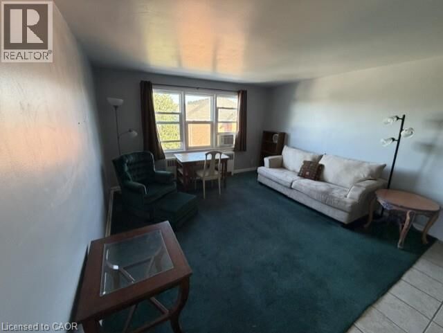 Property Photo:  1759 King Street East 32  ON L8K 1V6 